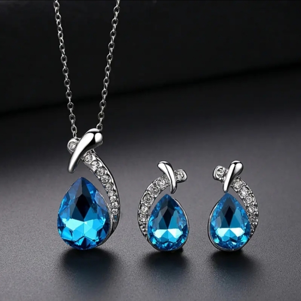 Blue Cubic Zirconia jewelry gift set